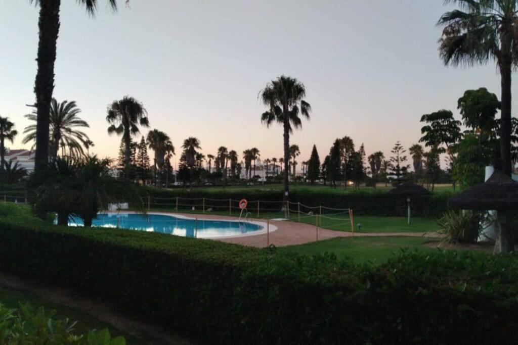 Apartamento En Playa Del Infante Rota Exterior photo